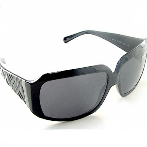 Burberry 4010 black quilted temples sunglasses main image 8